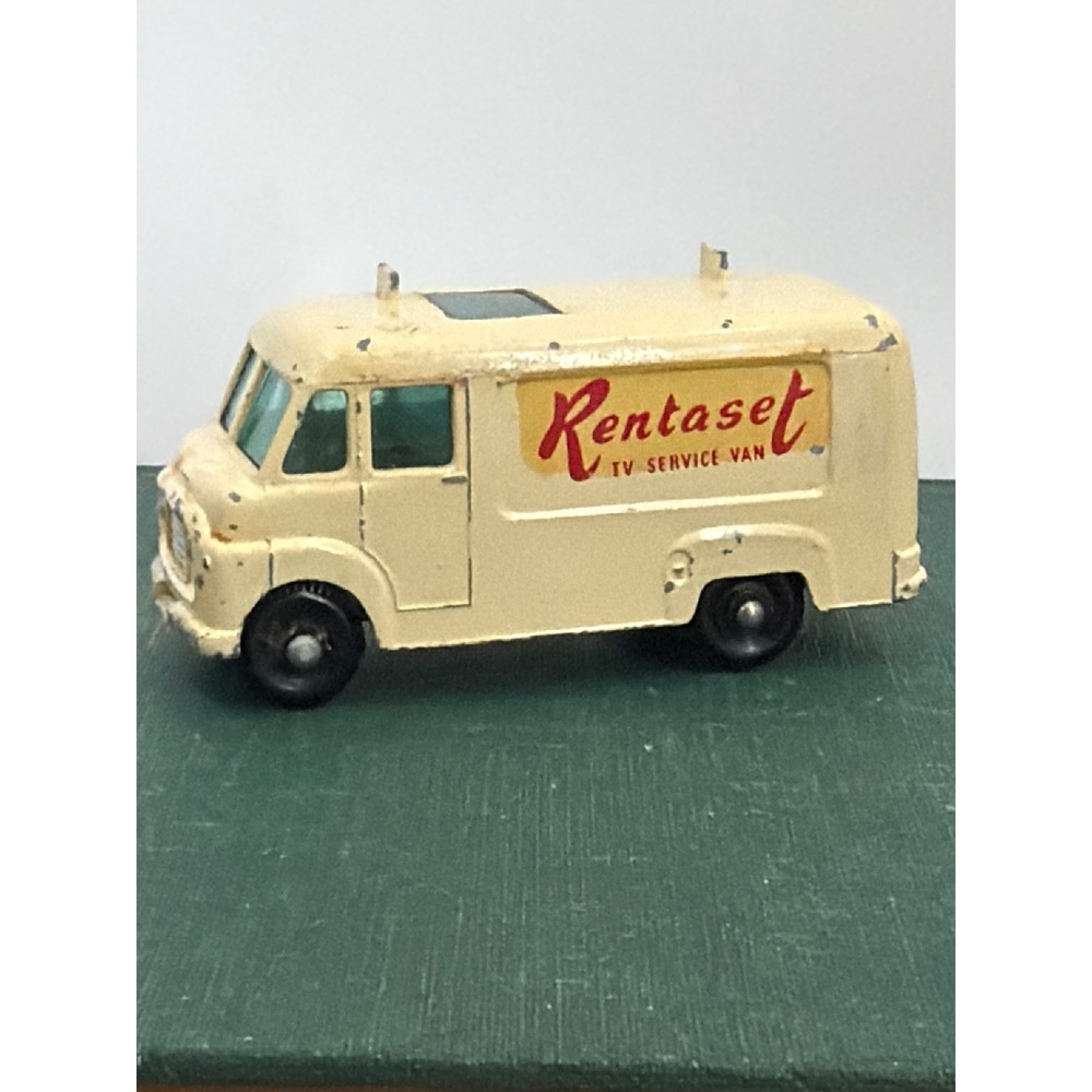 Vintage Matchbox Lesney No 62 TV Service Van Rentaset Cream Diecast Made England